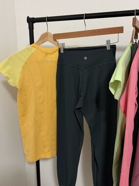 lululemon athletica Price per set (each)—choose the one you like.